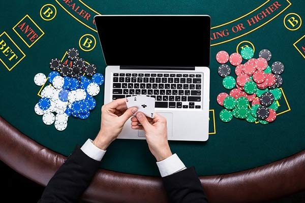 Aurora Poker на ПК